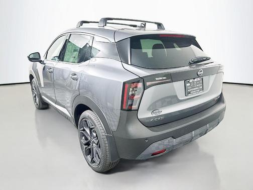 Gun Metallic 2026 Nissan Kicks SR