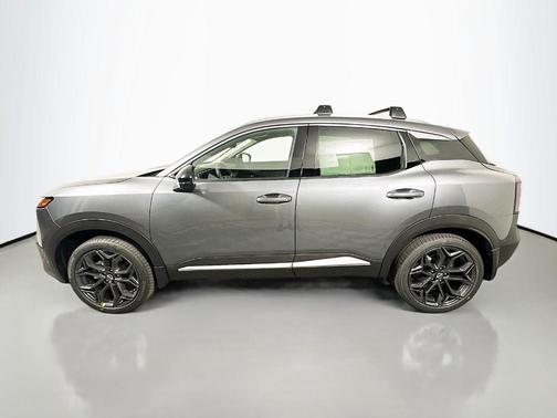 Gun Metallic 2026 Nissan Kicks SR