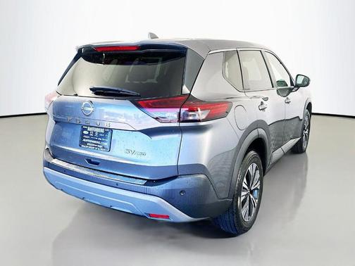Gun Metallic 2022 Nissan Rogue SV