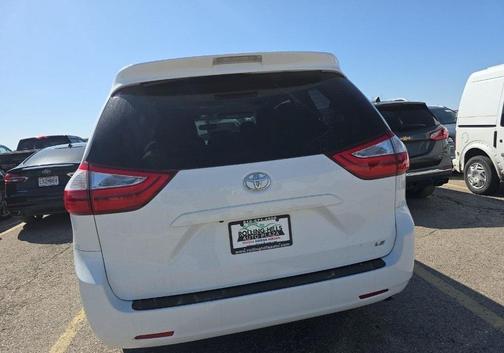 2017 Toyota Sienna L