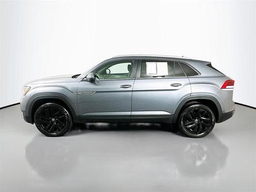 2022 Volkswagen Atlas Cross Sport 2.0T SE w/Technology