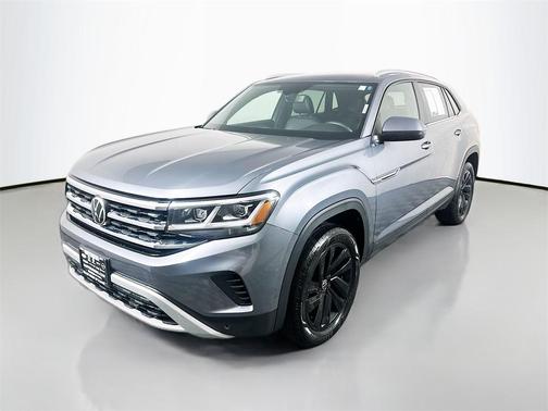 2022 Volkswagen Atlas Cross Sport 2.0T SE w/Technology