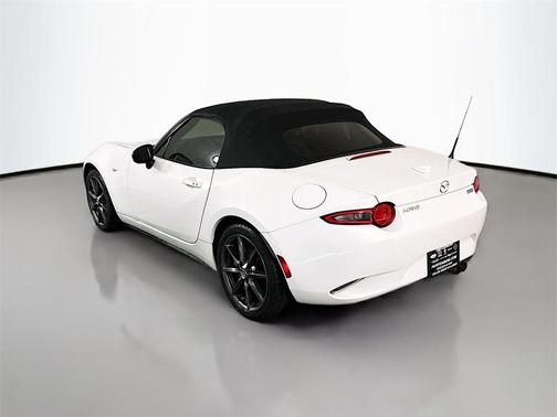 2016 Mazda MX-5 Miata Grand Touring