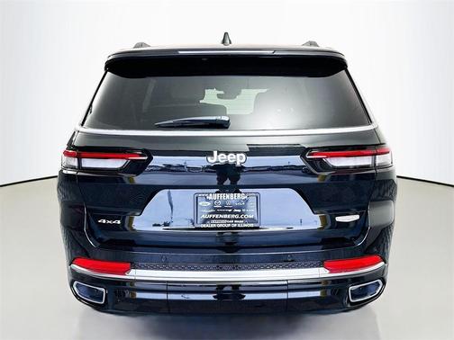 2025 Jeep Grand Cherokee L Summit