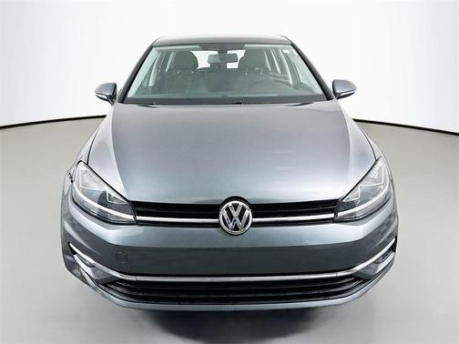2018 Volkswagen Golf TSI S