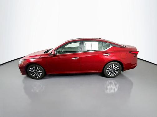 Scarlet Ember 2023 Nissan Altima 2.5 SV