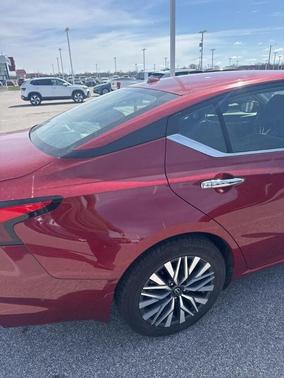 Scarlet Ember 2023 Nissan Altima 2.5 SV