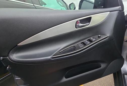 2017 INFINITI QX50 Base