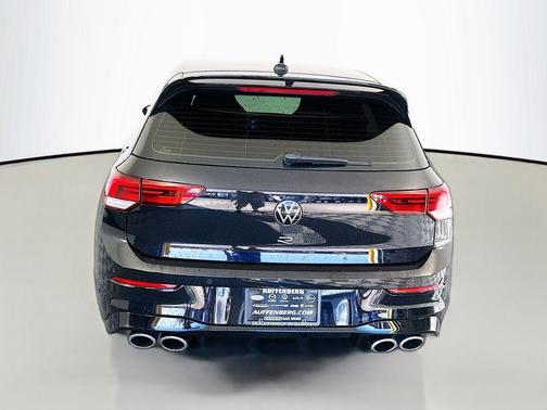 2022 Volkswagen Golf R 2.0T