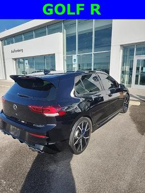 2022 Volkswagen Golf R 2.0T