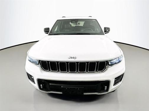 2022 Jeep Grand Cherokee Overland