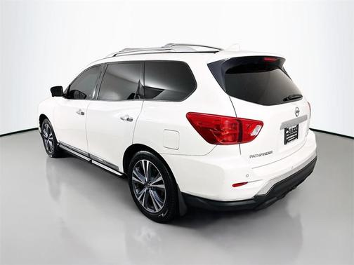 2020 Nissan Pathfinder Platinum