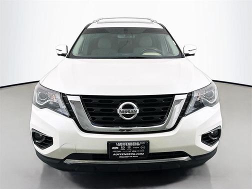 2020 Nissan Pathfinder Platinum