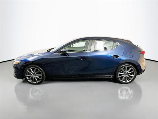 2022 Mazda Mazda3 FWD w/Preferred Package