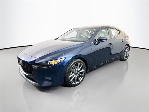 2022 Mazda Mazda3 FWD w/Preferred Package