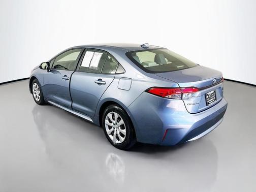 CELESTITE 2022 Toyota Corolla LE