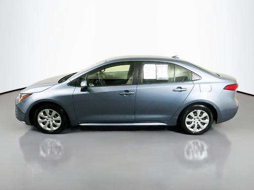CELESTITE 2022 Toyota Corolla LE
