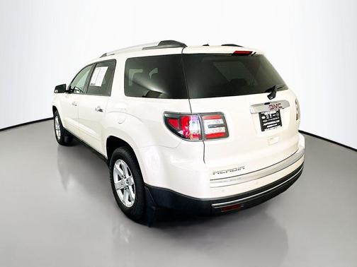 2015 GMC Acadia SLE-2
