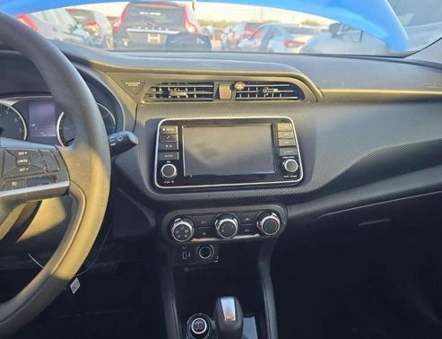 2021 Nissan Kicks S