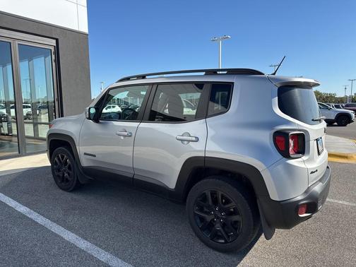 2017 Jeep Renegade Altitude
