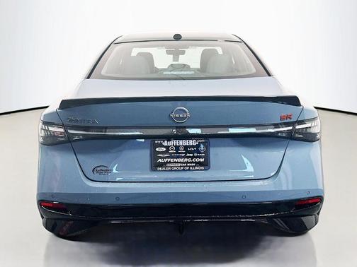 2t Gry Blk Roof 2026 Nissan Sentra SR