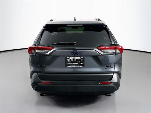 2020 Toyota RAV4 Hybrid XLE