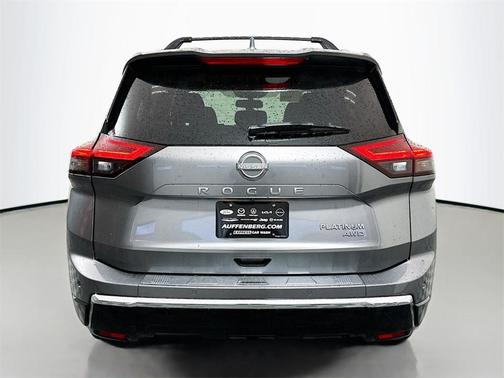 2025 Nissan Rogue Platinum
