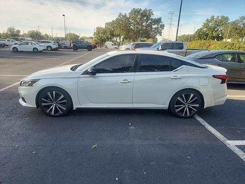 2021 Nissan Altima 2.5 SR