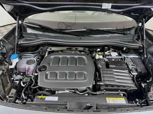 Platinum Gray Metallic 2026 Volkswagen Tiguan 2.0T S