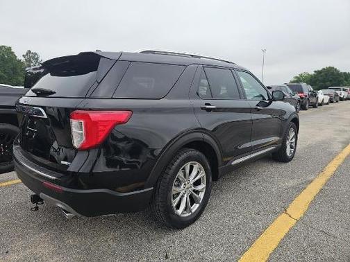 Black Metallic 2020 Ford Explorer Limited