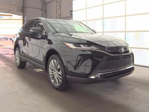 Black 2023 Toyota Venza XLE