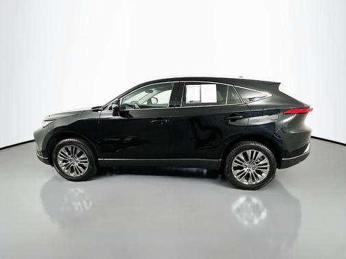Black 2023 Toyota Venza XLE