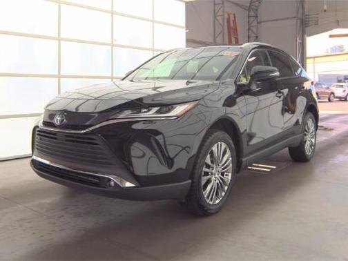 Black 2023 Toyota Venza XLE