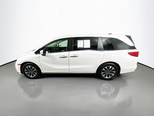 White 2023 Honda Odyssey EX-L