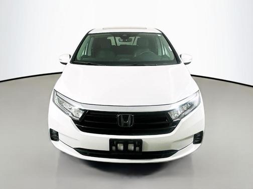 White 2023 Honda Odyssey EX-L