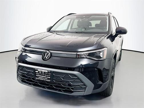 2025 Volkswagen Taos 1.5T SE Black