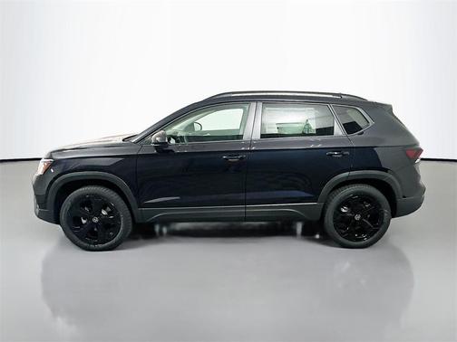 2025 Volkswagen Taos 1.5T SE Black