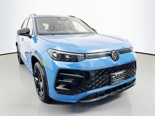 Monterey Blue Pearl 2026 Volkswagen Tiguan 2.0T SE R-Line Black SUV