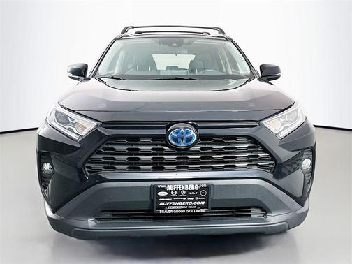 2020 Toyota RAV4 Hybrid XLE