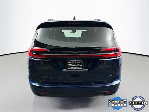 2024 Chrysler Pacifica Touring-L