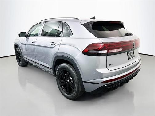 2026 Volkswagen Atlas Cross Sport 2.0T SEL R-Line Black