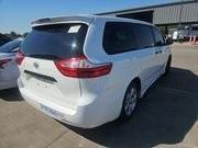 2020 Toyota Sienna XLE