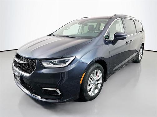 2021 Chrysler Pacifica Touring-L