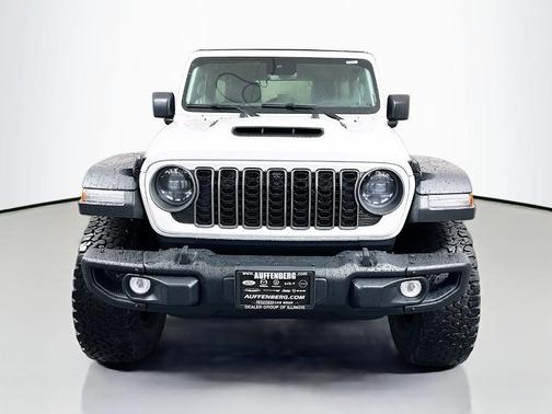 Bright White Clearcoat 2026 Jeep Wrangler 392
