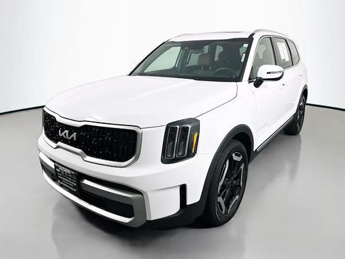 Glacial White Pearl 2023 Kia Telluride EX