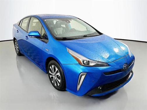 2019 Toyota Prius XLE
