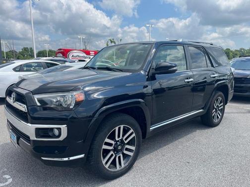 Midnight Black Metallic 2019 Toyota 4Runner Limited