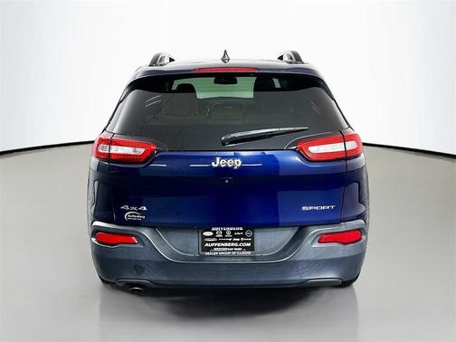 2016 Jeep Cherokee Sport