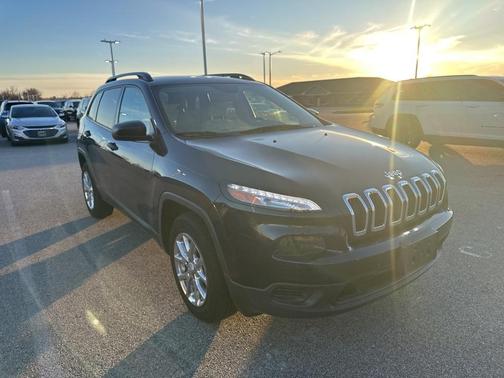 2016 Jeep Cherokee Sport