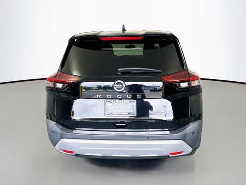 Black 2021 Nissan Rogue SV